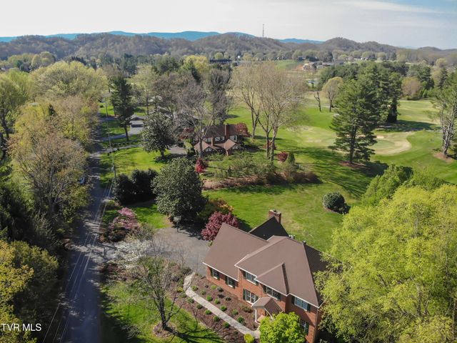 64 Fairway Drive, Bristol, TN 37620