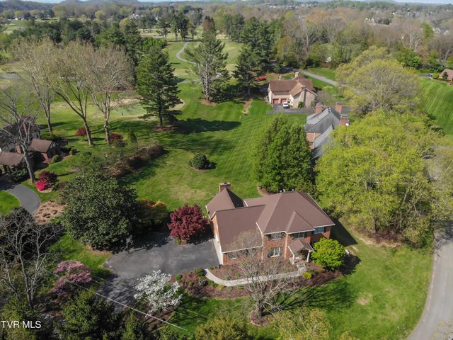 64 Fairway Drive, Bristol, TN 37620