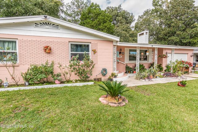 145 N ORANGE Street, Starke, FL 32091