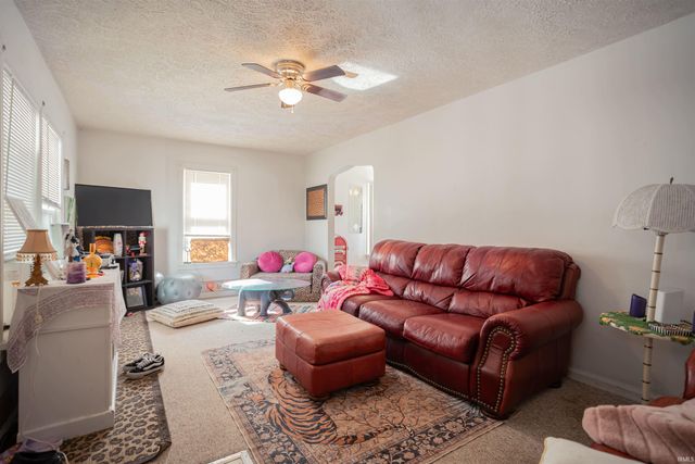 1633 N New York Avenue, Muncie, IN 47304