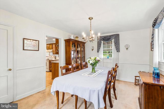204 FLINTLOCK RD, Drexel Hill, PA 19026