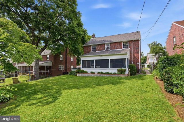 204 FLINTLOCK RD, Drexel Hill, PA 19026