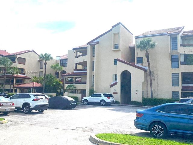 8830 SW 123rd Ct I305, Miami, FL 33186