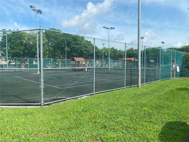 8830 SW 123rd Ct I305, Miami, FL 33186