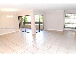 8830 SW 123rd Ct I305, Miami, FL 33186