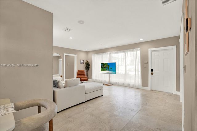 1600 SW 10th St, Fort Lauderdale, FL 33312