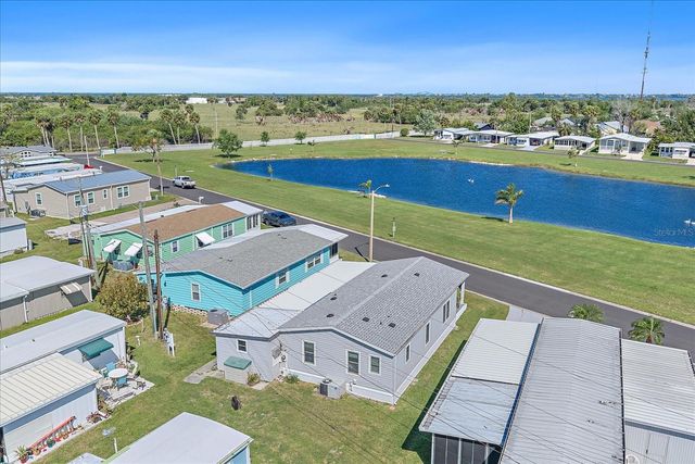 137 LAKEVIEW DRIVE 137, Palmetto, FL 34221