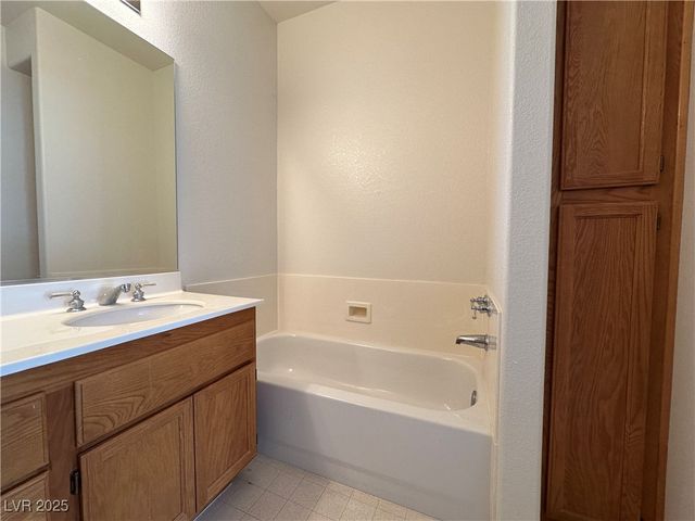 3213 Partridge Run Street, Laughlin, NV 89029