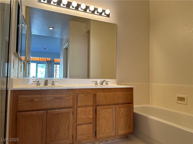 3213 Partridge Run Street, Laughlin, NV 89029