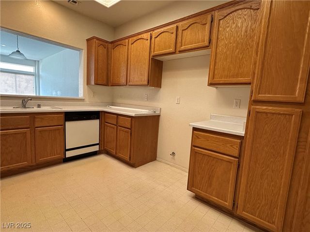 3213 Partridge Run Street, Laughlin, NV 89029