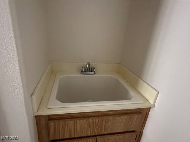 3213 Partridge Run Street, Laughlin, NV 89029