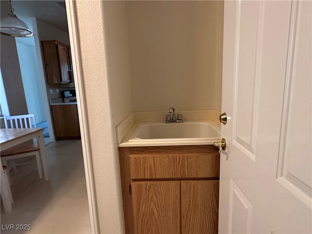 3213 Partridge Run Street, Laughlin, NV 89029