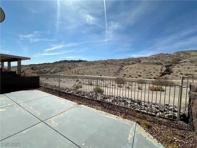 3213 Partridge Run Street, Laughlin, NV 89029
