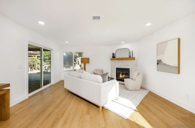 10935 Avenida Del Gato, San Diego, CA 92126