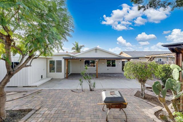 10935 Avenida Del Gato, San Diego, CA 92126