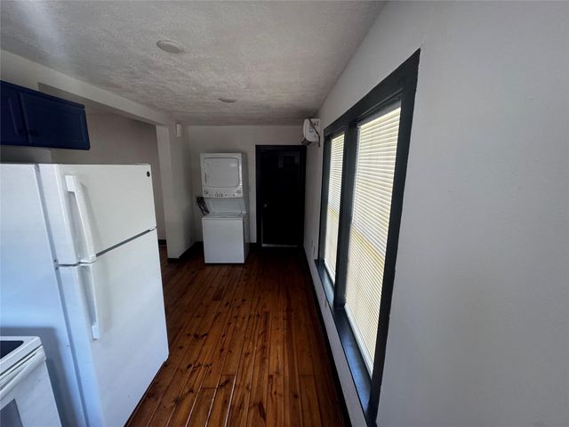 1504 Luzon Street A, Houston, TX 77009