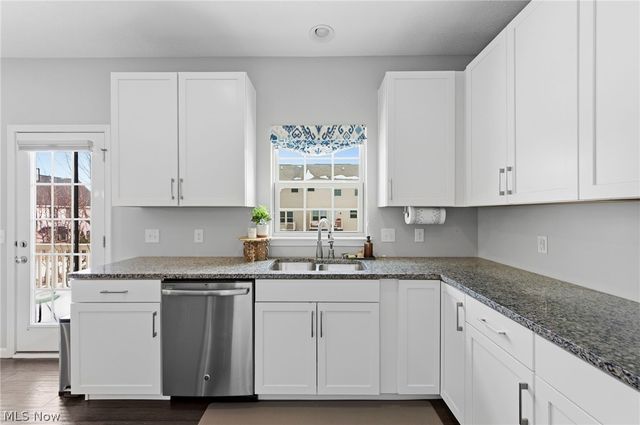 1397 Annette Court, Lakewood, OH 44107