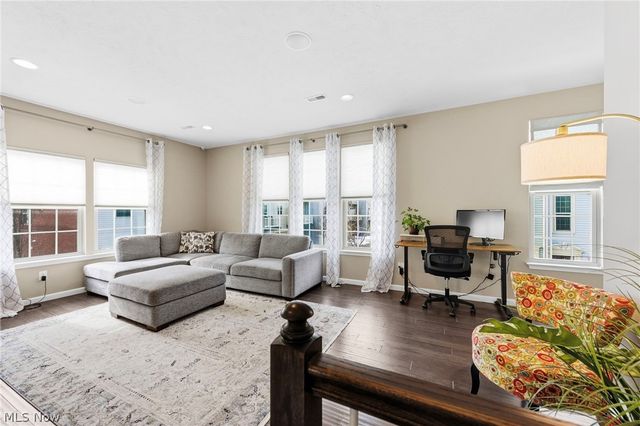 1397 Annette Court, Lakewood, OH 44107