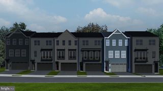 9704 MONARCH RD, Manassas, VA 20110