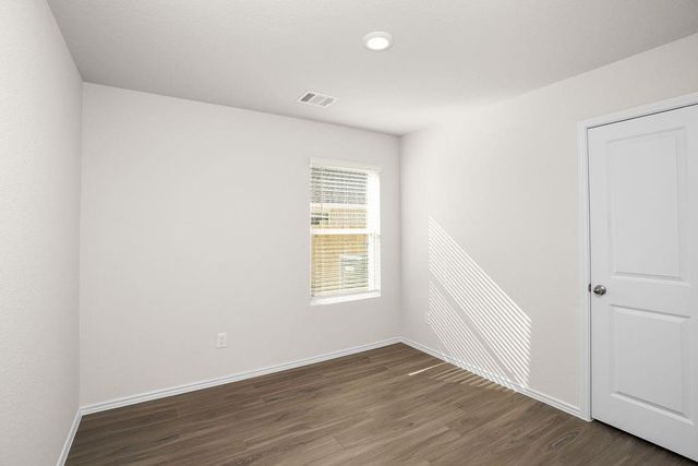 3201 Yellow Rose Drive, Texas City, TX 77591