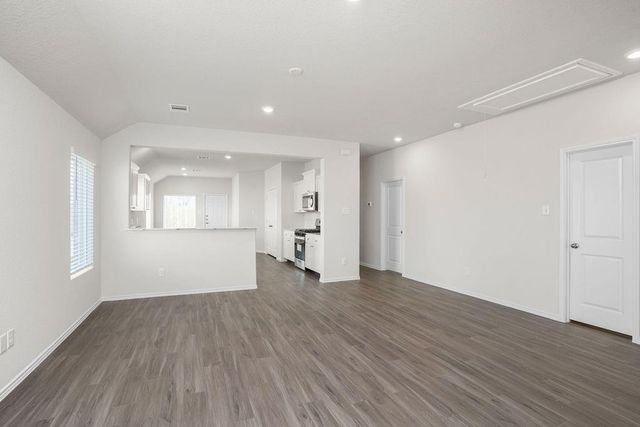 3201 Yellow Rose Drive, Texas City, TX 77591