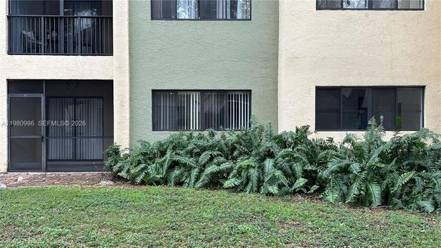 2445 SW 18th Ter 1102, Fort Lauderdale, FL 33315