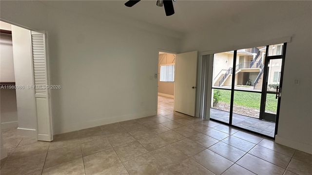 2445 SW 18th Ter 1102, Fort Lauderdale, FL 33315