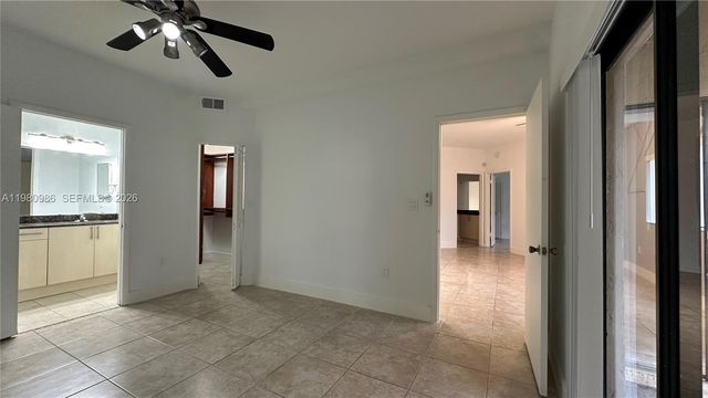 2445 SW 18th Ter 1102, Fort Lauderdale, FL 33315