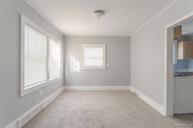 207 Oliver Street, Pontiac, MI 48342