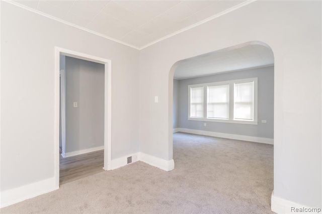 207 Oliver Street, Pontiac, MI 48342