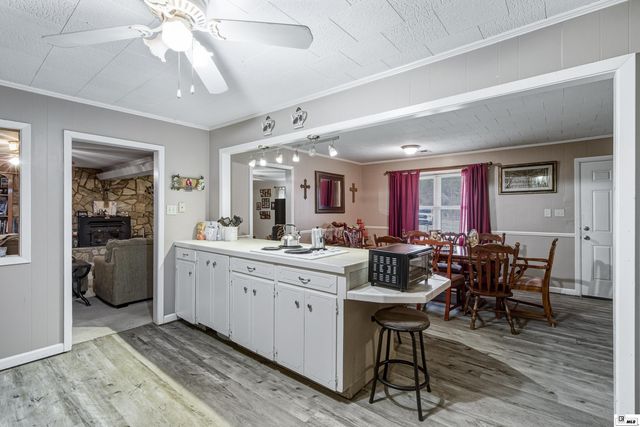 915 CROWELL ROAD, Eros, LA 71238