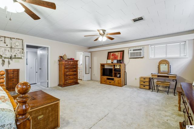 915 CROWELL ROAD, Eros, LA 71238