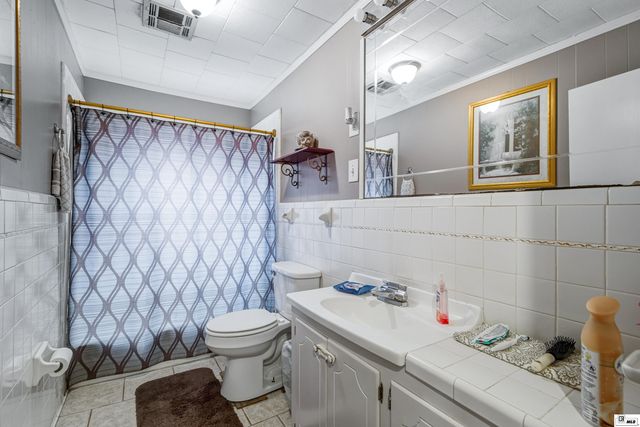 915 CROWELL ROAD, Eros, LA 71238