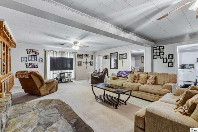 915 CROWELL ROAD, Eros, LA 71238