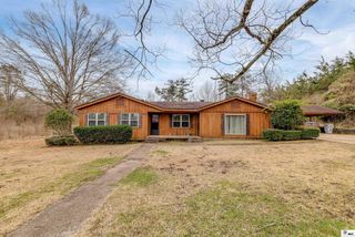 915 CROWELL ROAD, Eros, LA 71238