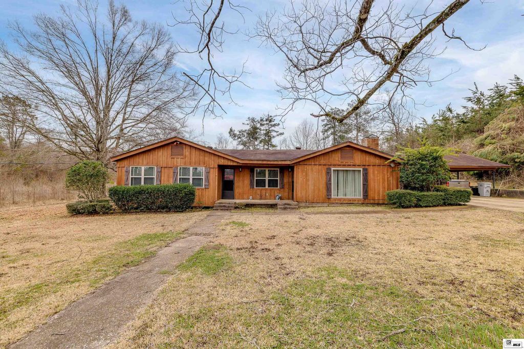 915 CROWELL ROAD, Eros, LA 71238