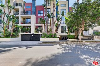 12000 Goshen Avenue 103, Los Angeles, CA 90049