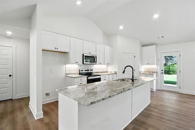 211 RACHEL Lane, Hartwell, GA 30643