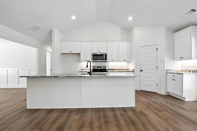 211 RACHEL Lane, Hartwell, GA 30643