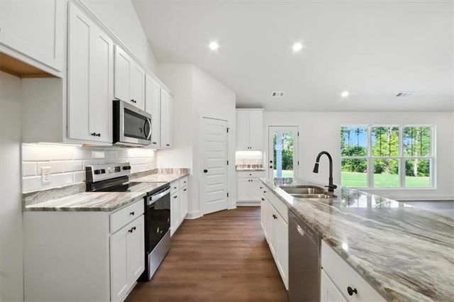 211 RACHEL Lane, Hartwell, GA 30643