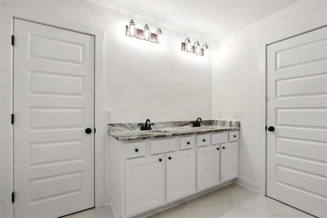 211 RACHEL Lane, Hartwell, GA 30643