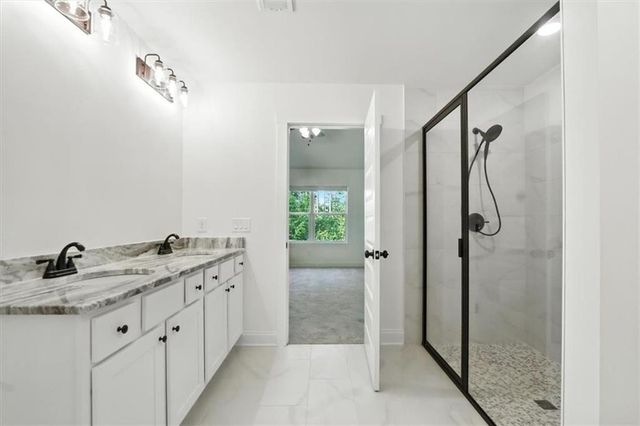 211 RACHEL Lane, Hartwell, GA 30643