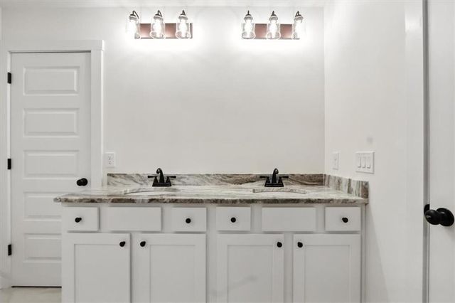 211 RACHEL Lane, Hartwell, GA 30643