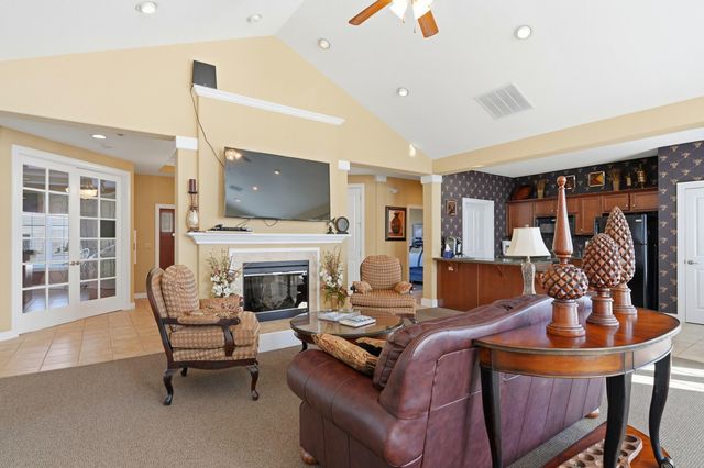 210 Rue De Villas Circle, Branson, MO 65616