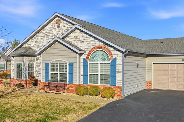 210 Rue De Villas Circle, Branson, MO 65616