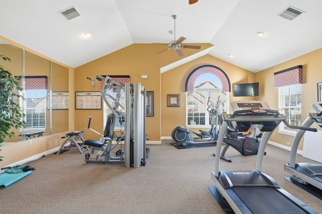 210 Rue De Villas Circle, Branson, MO 65616