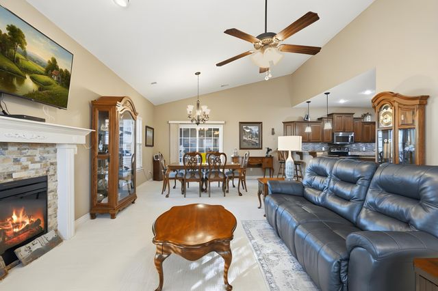 210 Rue De Villas Circle, Branson, MO 65616