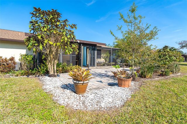 213 HIGH POINT DRIVE 213B, Englewood, FL 34223