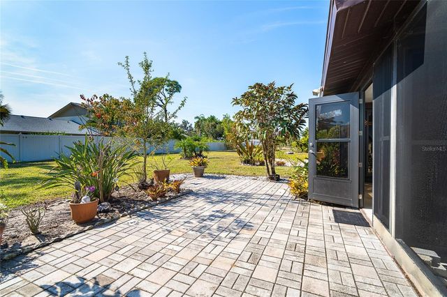 213 HIGH POINT DRIVE 213B, Englewood, FL 34223