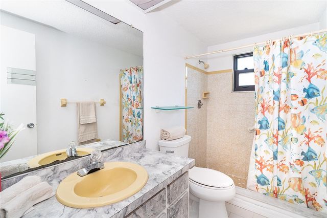 213 HIGH POINT DRIVE 213B, Englewood, FL 34223